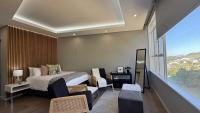 Studio with uninterrupted Mountain Views - B&B Cape Town