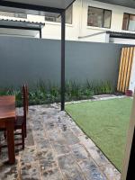Duplex in Vainona - Bed and Breakfast Harare