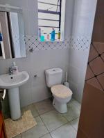 Travelers Nest Kitisuru, 15 minutes away from Westlands Nairobi - Chambres d'hôtes Nairobi