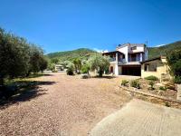 Paradise Villa With Pool - B&B Cardedu