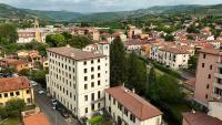 Appartamento Squarà - con Vista Cascata, vicino Verona - B&B Montorio