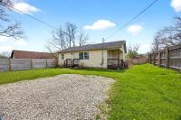 QUIET Bungalow walk to Downtown, IU, B-Trail - B&B Bloomington