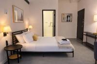 Westown Studio Apt Near Fiserv, Baird, and Theater District - Ferienwohnung Milwaukee