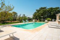 Trullo Vignaiolo with Private Pool in Ostuni - B&B Ostuni