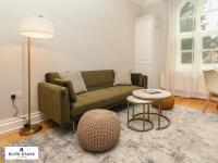 Boutique 1BR Windsor Retreat with Garden & Parking - Chambres d'hôtes Windsor