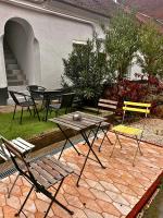Real HOME Apartman - B&B Pécs