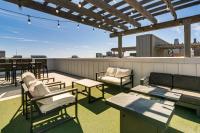 Work & Play! Gem w/ Fire Pit, 3 Mi to Dtwn Dallas - Ferienwohnung Dallas