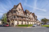 Aperçu mer - Cœur de Cabourg - Plage à 2 min - 2 à 4 pers - Bed and Breakfast Cabourg