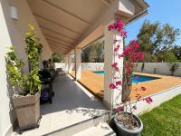 Villa Sunlight Sidari with private pool by DadoVillas - B&B Sidári