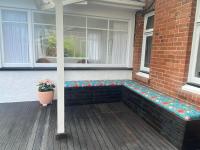 Rose Cottage - Espresso & Charm - 2 Bedroom Home - B&B Dunedin