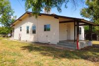 Peaceful Country Stay, Blue Home in Fresno - B&B Fresno