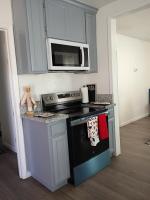 Peaceful Country Stay, Blue Home in Fresno - Ferienwohnung Fresno