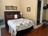 Iron Horse Station - B&B Hot Springs