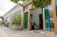 Residencia AKKMA - Autentico y dominicano con AC - B&B Las Terrenas