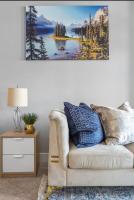 Stunning 1 Bedroom condo with riverview in Calgary - B&B Calgary