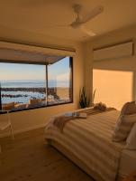Stones Throw: Beachfront Escape at Stokes Bay KI - B&B Stokes Bay