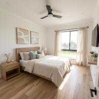 Golf Course Living at Its Best 3BR Luxury Stay - B&B Punta Gorda