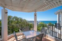 Cosy apartment with ocean views, Sunshine Beach - B&B Sunshine Beach