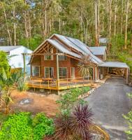 Hillside Retreat, your home in the Karri Trees - B&B Denmark