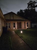 Modern Home with Backyard pool plus Mini Golf! - B&B San Antonio