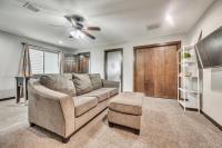 Poolside Retreat at Bridges Bay - B&B Arnolds Park