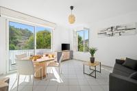 VILLA JULIA Calme Spacieux - Parking Privé - Clim - B&B Mentone