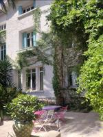 Villa Palma, grande chambre indépendante avec sdb et kitchenette dans maison de charme en centre ville - B&B Montpellier
