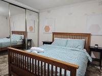 Minimal & Convenient Stay in St Albans - B&B St Albans