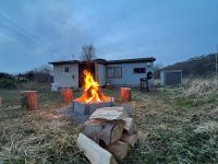 Fire Base 灯 AKARI - B&B Ofukeshi
