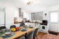 3 bed house, Free parking 9ppl - B&B Pleasley