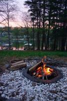 Modern Cottage on Lake Chatuge - B&B Hiawassee