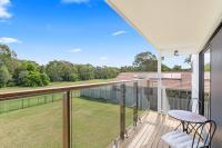 Discover Coastal Living Perfection at Point Vernon - B&B Hervey Bay