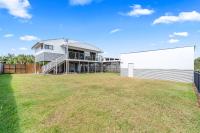 Discover Coastal Living Perfection at Point Vernon - B&B Hervey Bay