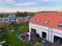 Luxusní dům s rozkvetlou zahradou v centru Roudnice nad Labem - Chambres d'hôtes Roudnice nad Labem