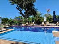 Apartamento Amplo com Varanda Aconchegante - 10 Min a Pé da Vila de Praia do Forte - B&B Praia do Forte