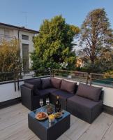 LA TERRAZZA - Very Quiet - Free park - 3 min from Varese center and lake - AIR Conditioning - Cycling friendly - Chambres d'hôtes Varèse