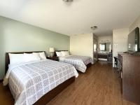 The Trail Inn - Eden Valley, MN - 315 Meeker Ave E - Chambres d'hôtes Eden Valley