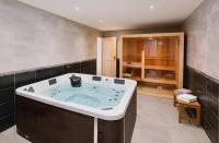 CASA-Grand Laus: Duplex familial sauna et jacuzzi - B&B Aiguilles