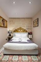 Traditional Maltese Private Maisonette with Front Balcony - Valletta - Chambres d'hôtes La Valette
