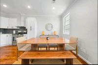 Modern 2BR near NYC, Transportation right outside - B&B Union City