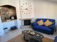 Lenny's house I - B&B Agualva