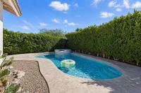 Navigate Stays Luxe Palm Springs Poolside Escape - Chambres d'hôtes Palm Springs