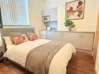 Stylish Studio flat 3,Parking,Contractors,NHS,Families,nr Sandwell hospital - Chambres d'hôtes West Bromwich