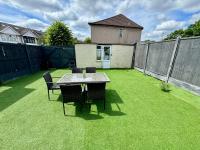 2 Bedrooms Ground floor House, Kitchen, Reception and Private Garden, Parking - Chambres d'hôtes Londres