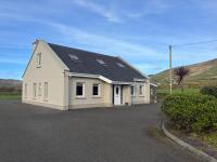 Three Sisters - B&B Ballyferriter