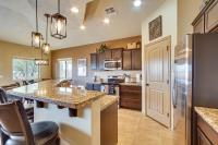 Hike, Golf & Try Your Luck! Mtn-View Mesquite Home - B&B Mesquite