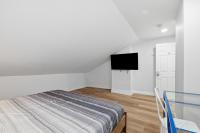 Pittsburgh Millvale D Cozy and Unique Private Bedroom with Shared Bathroom - Chambres d'hôtes Pittsburgh