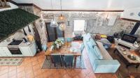 Jacuzzy Luxury Geres Stone House Villa - B&B Valdozende