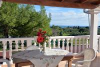 Appartamento con 2 Camere da Letto e Vista Mare 