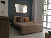One-Bedroom Apartment without View and Balcony